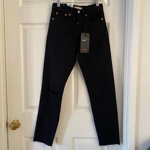 Levi's women’s Black Jeans